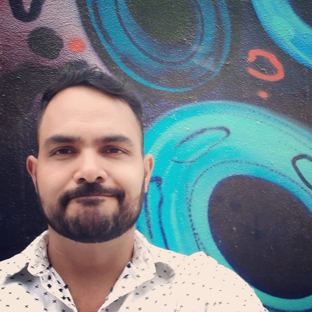 Meet your Posher, Cristian